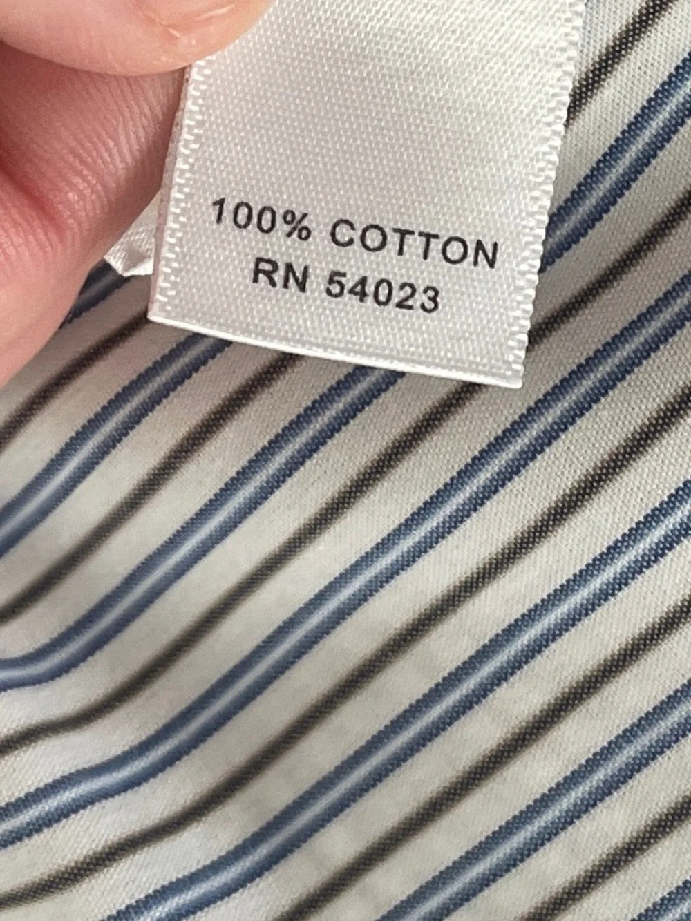 Banana Republic Men's Dress Shirts - Light Blue & White Thin Stripe